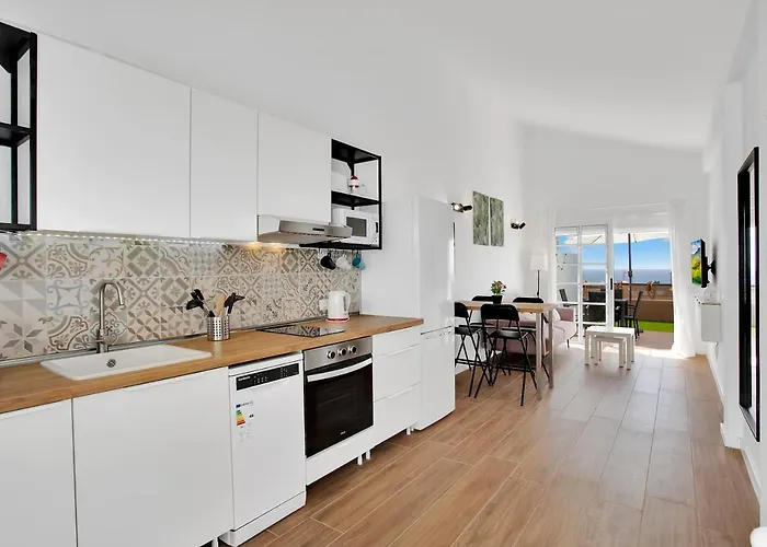 Beautiful House With Pool Apartmán