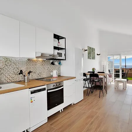 Beautiful House With Pool Appartamento