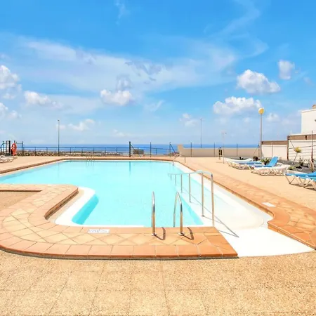 Beautiful House With Pool Апартаменты
